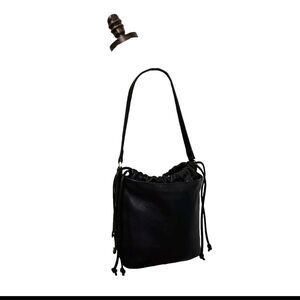 Vince Camuto Mandi-Bu Black Pebbled Leather Bucket Hobo Shoulder Bucket Bag